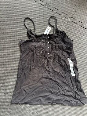 Old Navy Black Embroidered Spaghetti Strap Camisole